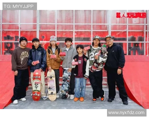 滑板精英赛点评：成都街舞队的灵活性表现